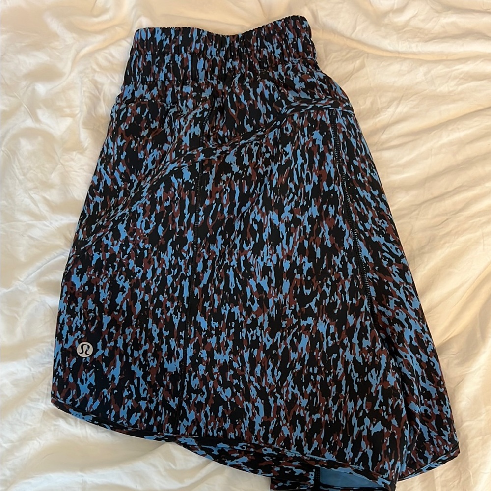 lululemon track that mid rise lined short 5”